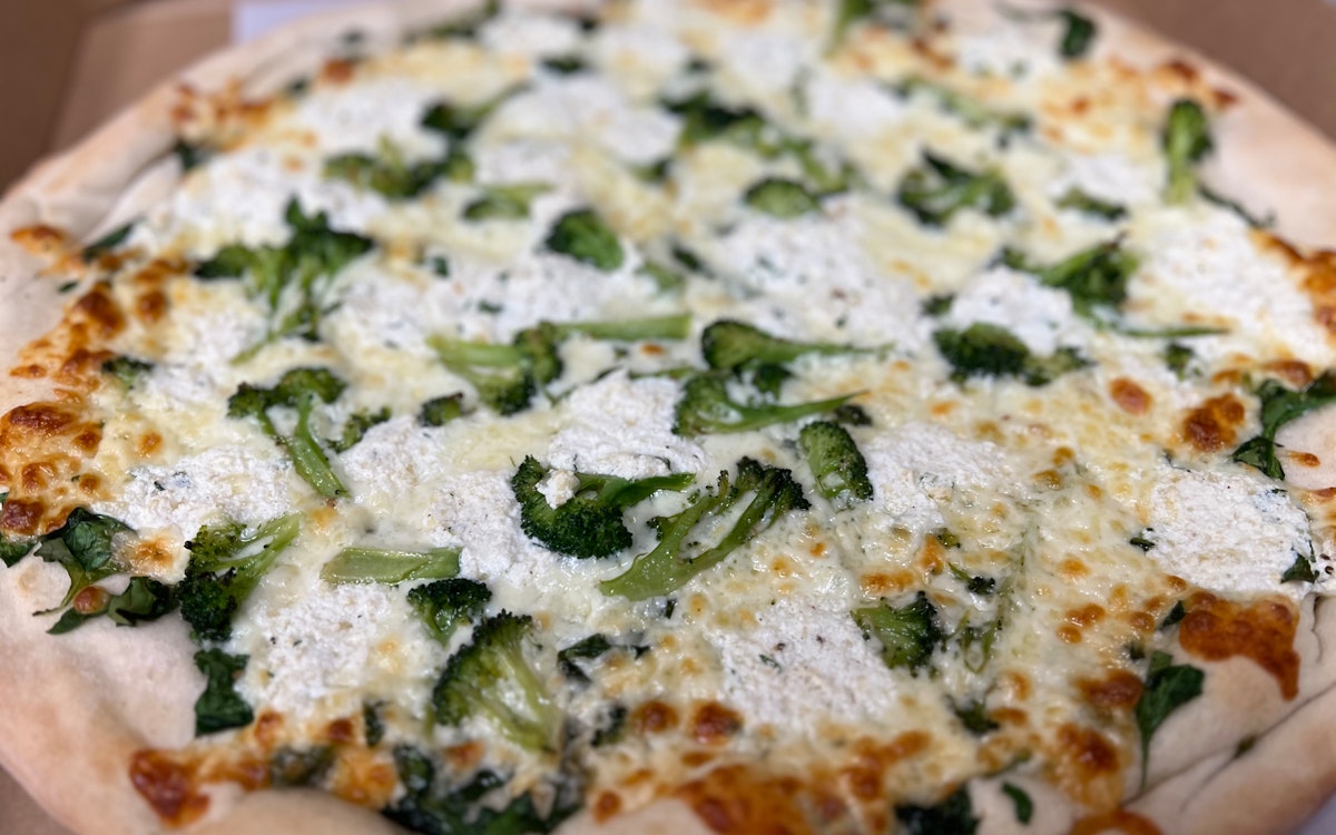 Broccoli Pizza